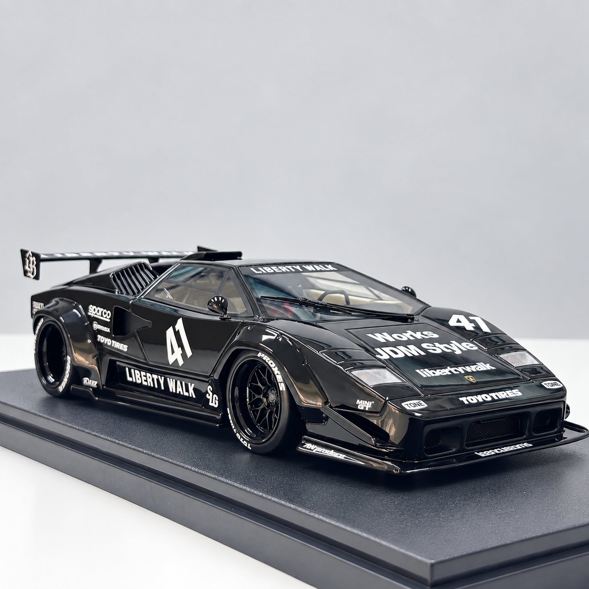 GT Spirit 1/18 Lamborghini Countach – Nevergrown