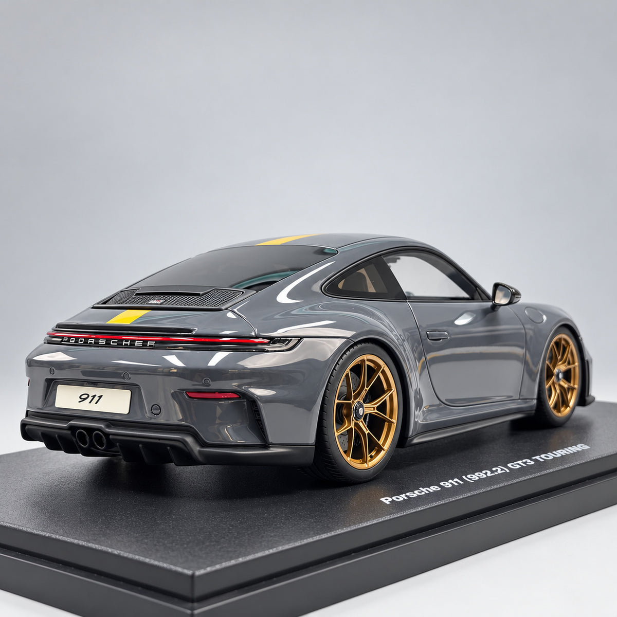 GT Spirit 1/18 Porsche 911 [992.2] GT3 Touring Grey