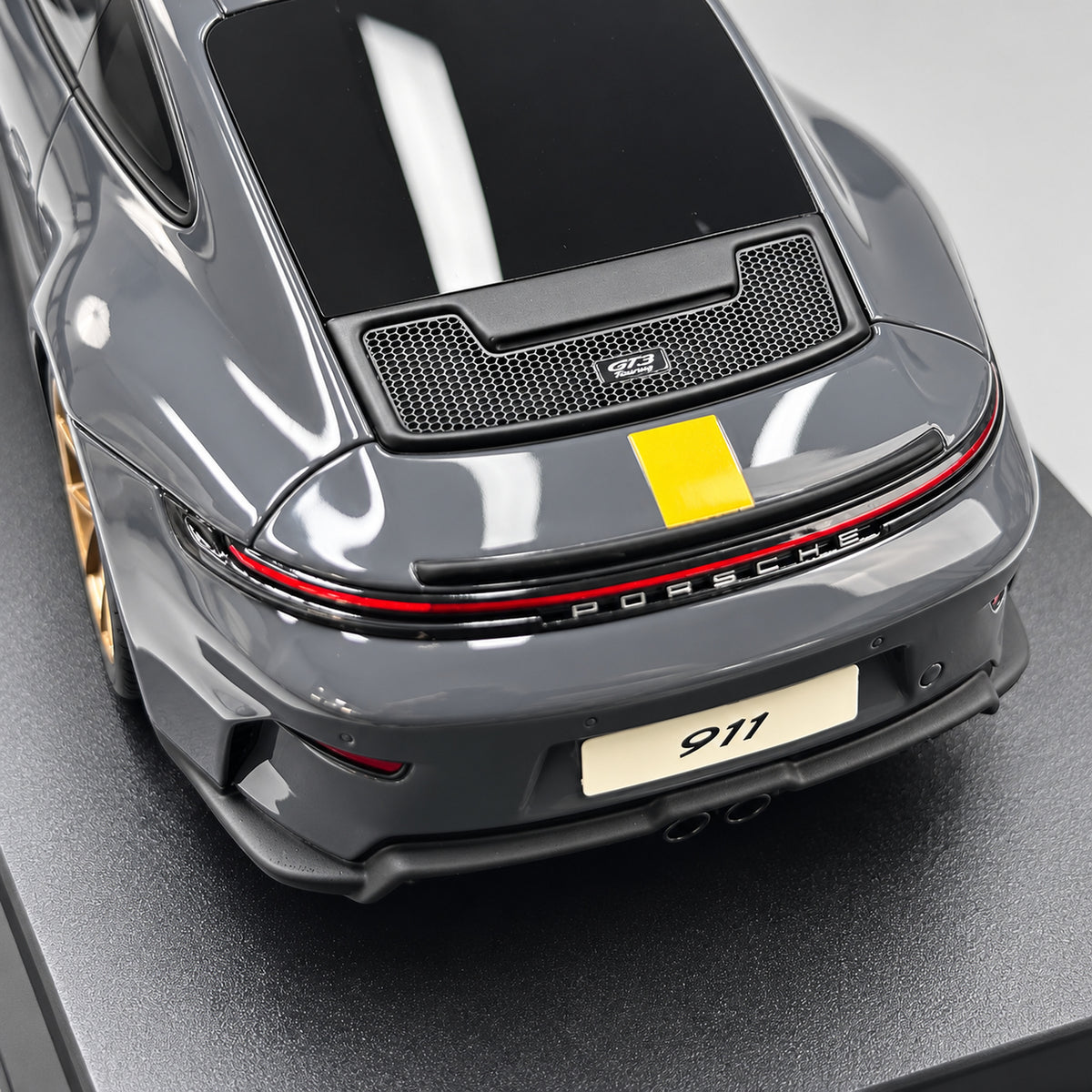 GT Spirit 1/18 Porsche 911 [992.2] GT3 Touring Grey