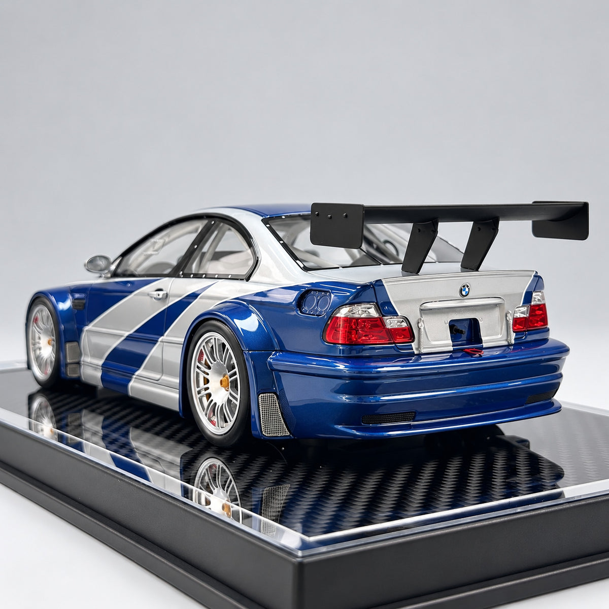 ZP 1/18 BMW M3 E46 GTR