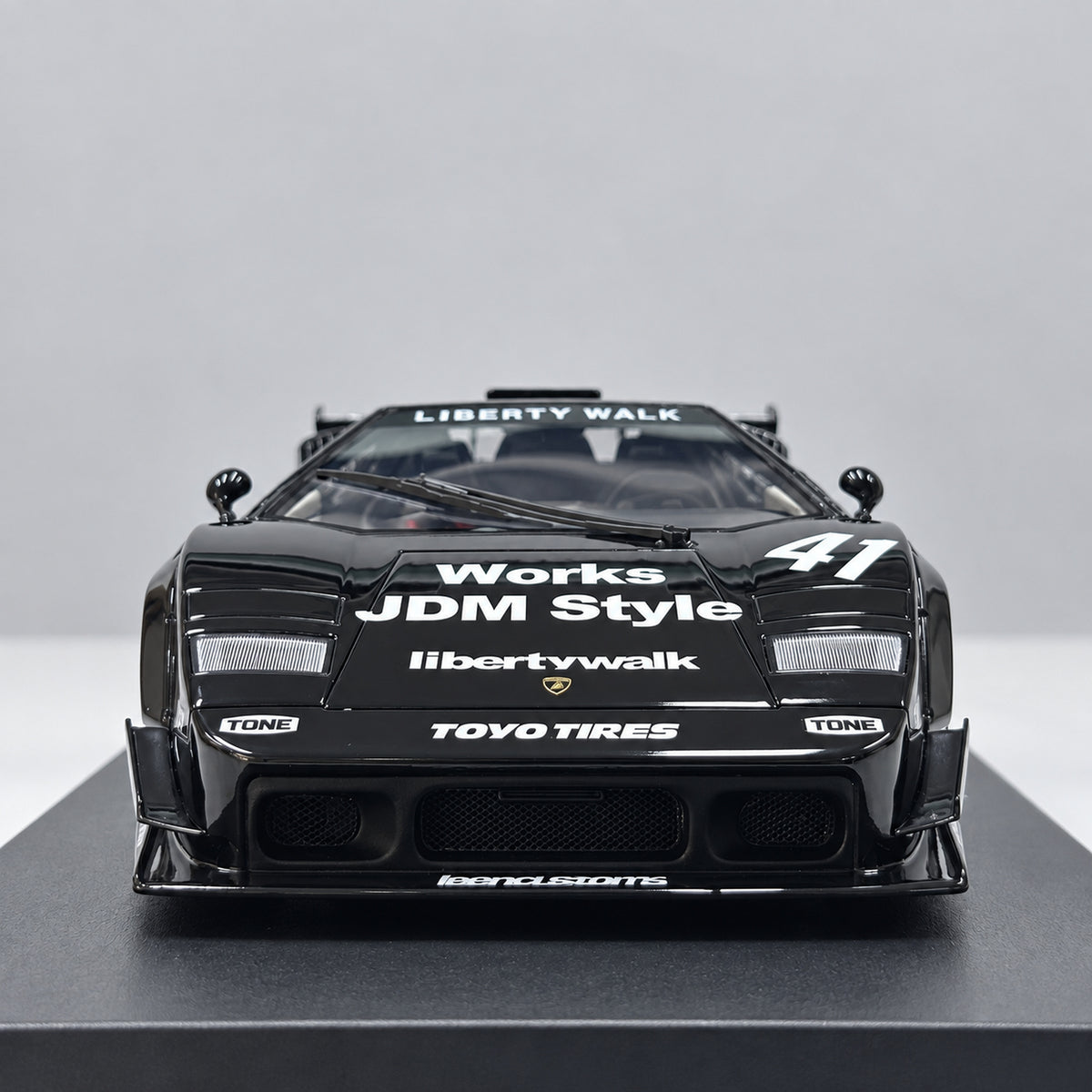GT Spirit 1/18 Lamborghini Countach