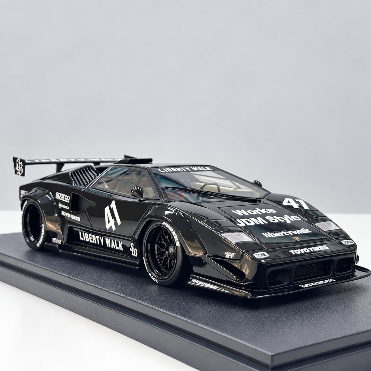 GT Spirit 1/18 Lamborghini Countach
