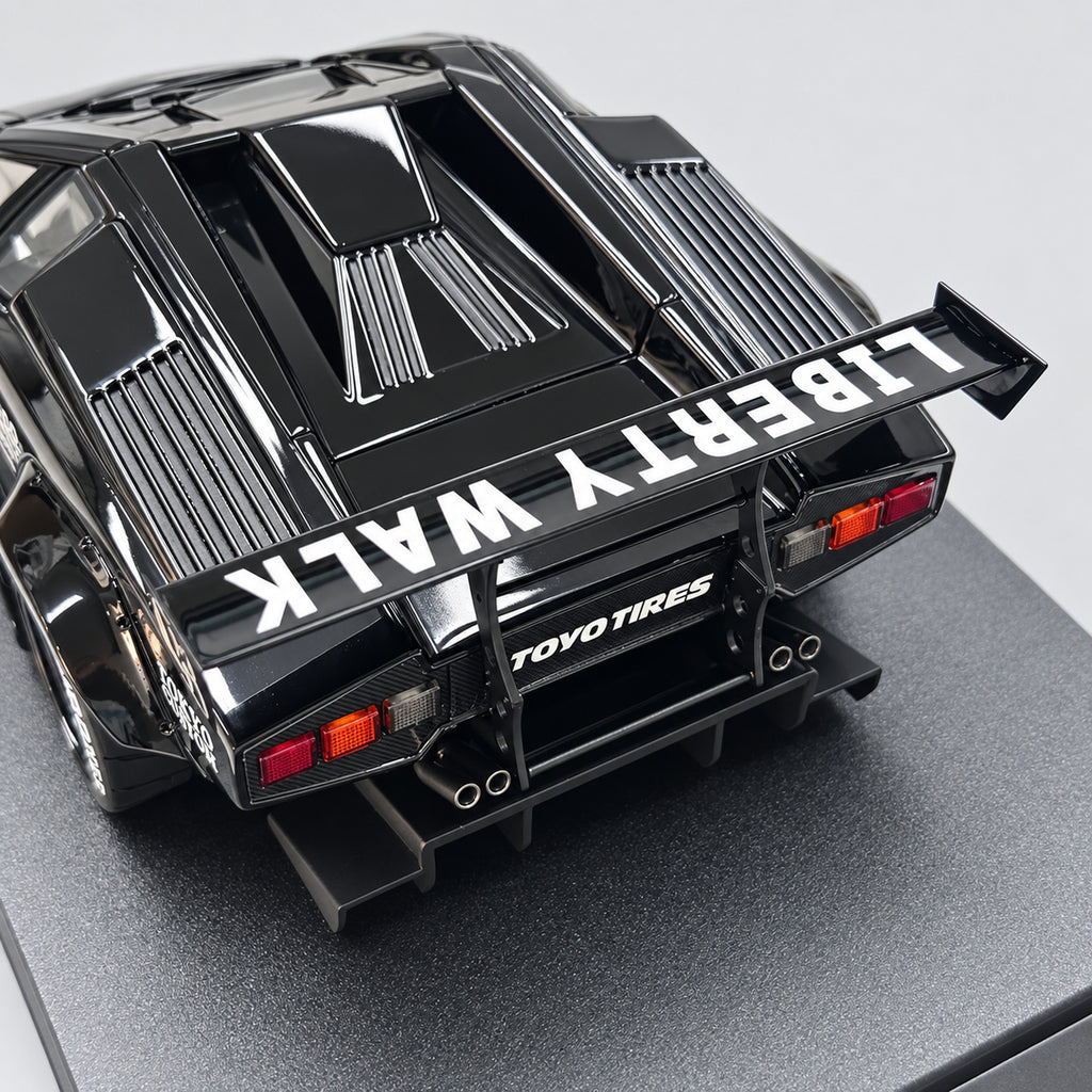 GT Spirit 1/18 Lamborghini Countach
